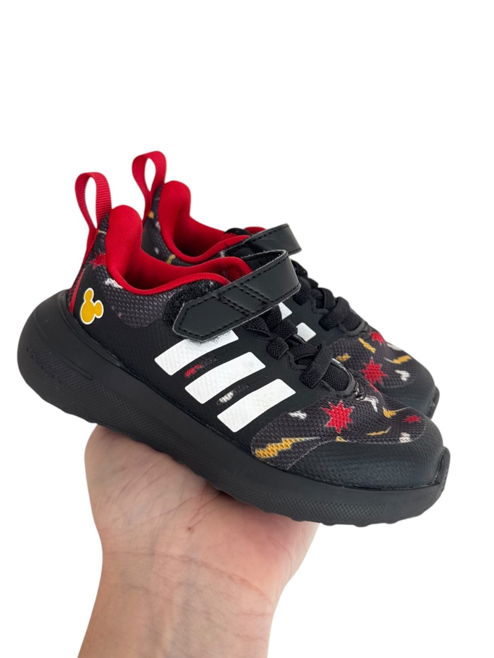 adidas Disney Kids Black and Red Mickey Star Sneakers Size 7